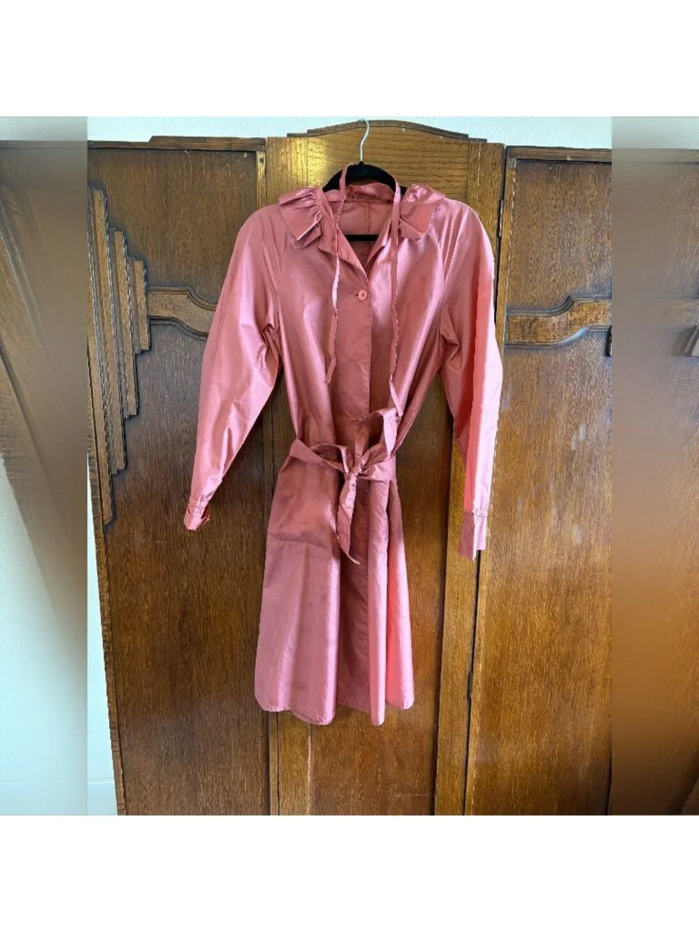 Vintage 1980s Totes Coat Pink Nylon Ruffle Trench Raincoat - Packable Unlined Si - Picture 4 of 12